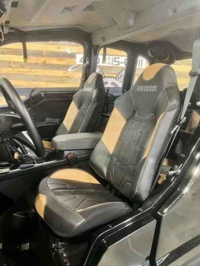 2023 POLARIS GENERAL 4 XP 1000 DLX-DELUXE EDITION + 4X4 + EPS + RIDE COMMAND GPS - AUDIO + 4 PASSAGERS + GARANTIE SEPT 2028 