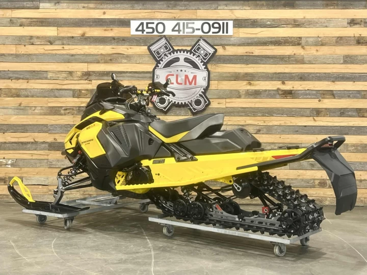 2025 BRP SKI-DOO RENEGADE X-RS 900 ACE TURBO R 180 HP + REV GEN5 + GARANTIE BEST + 7512 KM + RARE & A1 