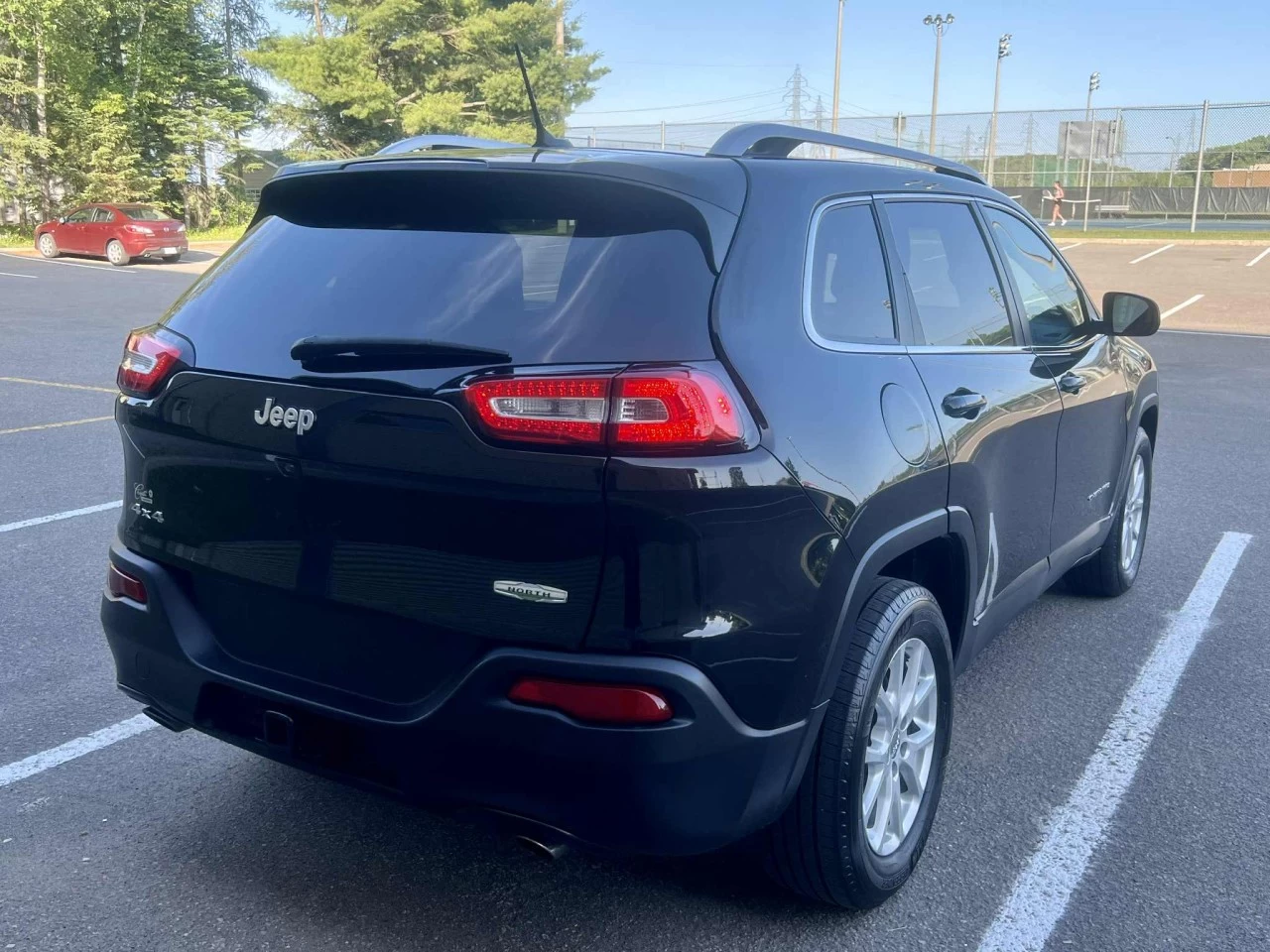 2014 JEEP CHEROKEE EDITION NORTH + V6 + 4X4 + 5 PASSAGERS + 196750 KM + PAS DE ROUILLE A1  Image principale