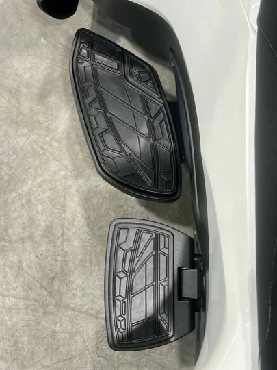 2017 BRP CAN-AM SPYDER RT-S SE-6 (SEMI-AUTOMATIQUE) ROTAX 1330 cc EFI + SEULEMENT 25499 KM + RARE & A1 