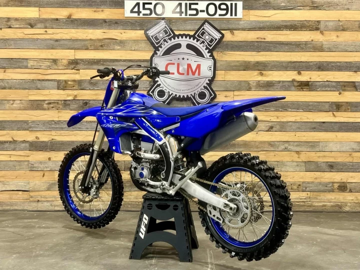 2022 YAMAHA YZ 450F EFI + 4 TEMPS + SEULEMENT 39 HR + MX-MOTOCROSS-ENDURO + RARE & A1 