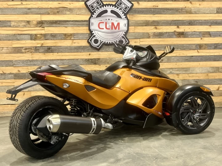 2008 BRP CAN-AM SPYDER RS-S / SM-5 MANUELLE @ CLUTCH + FOX PODIUM + 44585 KM + COULEUR RARE & A1 