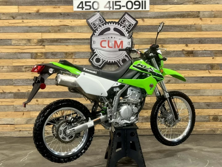 2023 KAWASAKI KLX 300 EFI + SEULEMENT 3755 KM + 4 TEMPS + MODELE RARE & CONDITION IMPECCABLE A1 