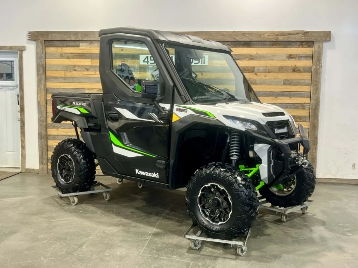 2024 KAWASAKI RIDGE 1000 EFI VERSION XR HVAC + 4X4 + EPS + TOUTE ÉQUIPÉE + GARANTIE NOVEMBRE 2027 + ULTRA RARE & A1 