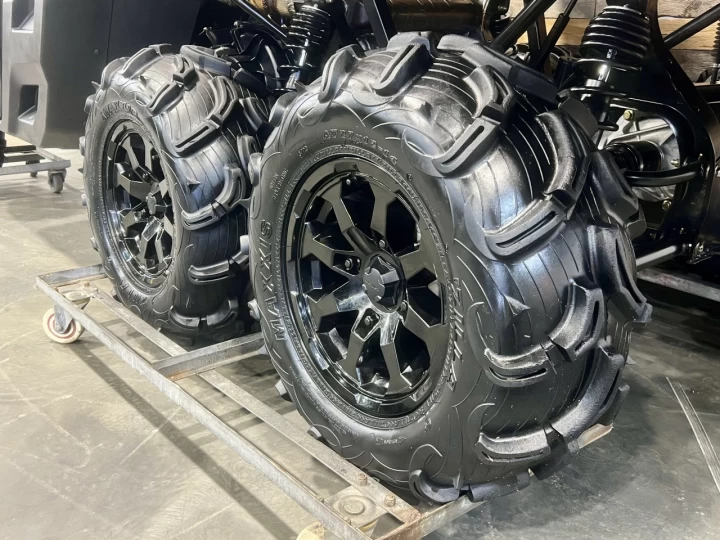 2022 BRP CAN-AM DEFENDER HD-10 + DPS + 6X6 + SEULEMENT 2556 KM + ULTRA RARE & A1 