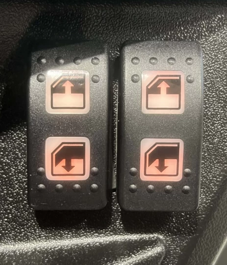 2024 BRP CAN-AM DEFENDER CAB HD-9 EFI + 4X4 + D.P.S + SEULEMENT 6972 KM + RARE & CONDITION A1 