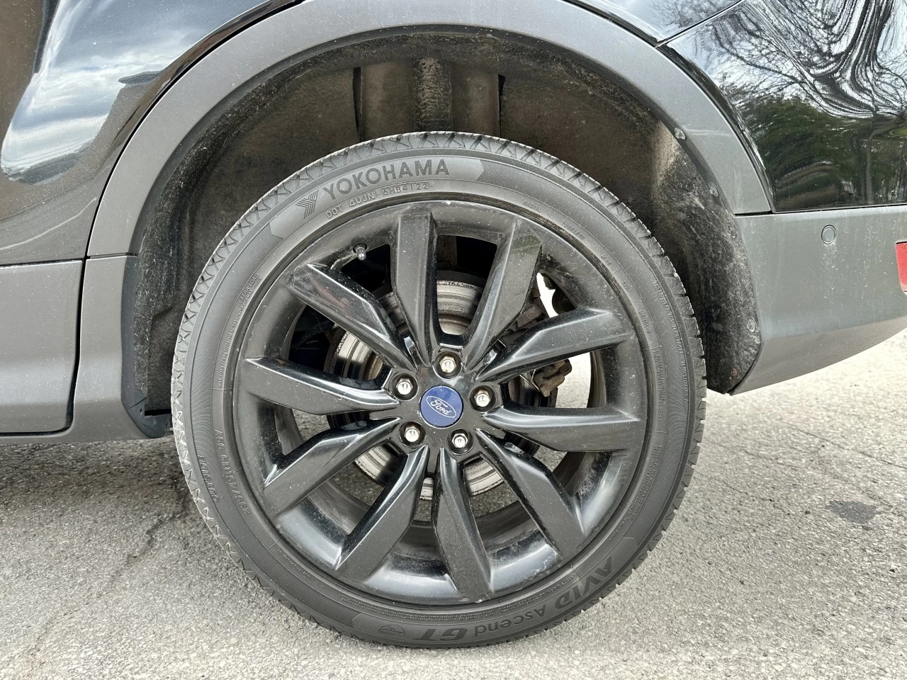 2017 FORD ESCAPE TITANIUM 4WD + 2.0L ECOBOOST + 172524 KM + TOUTE NOIR  Image principale