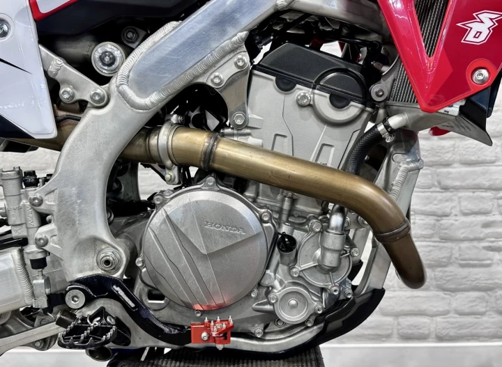2024 HONDA CRF 250R PGM-FI + 4 TEMPS + SEULEMENT 52.5 HEURES + RARE & A1 