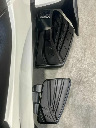 2013 BRP CAN-AM SPYDER ST LIMITED SE-5 (semi-automatique) + RADIO + DOSSIER + VALISE + 52998 KM 