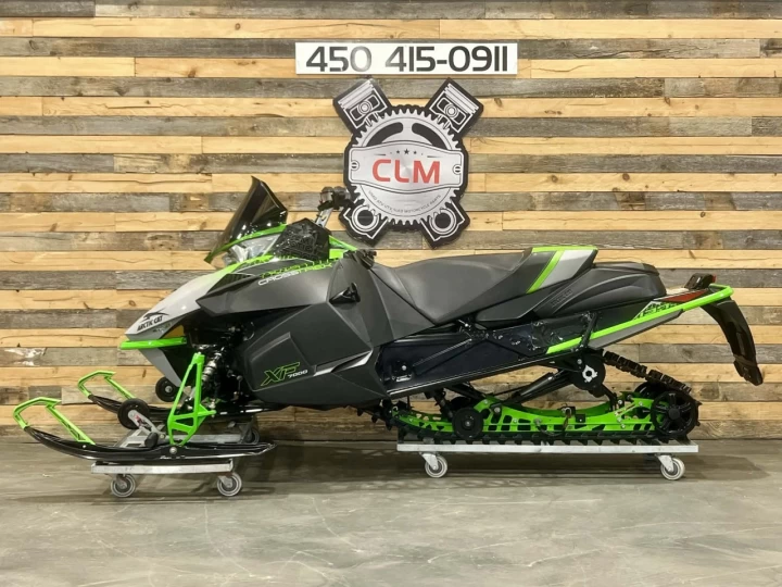 2018 ARCTIC CAT XF 7000 CROSSTREK 137'' + C-TEC4 + 18255 KM + ROLLERSKI + MODELE RARE & CONDITION A1 