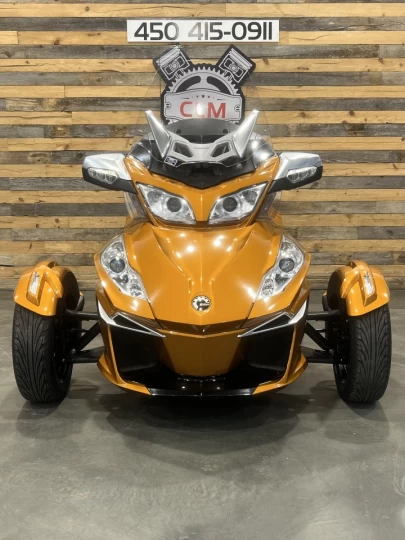 2024 BRP CAN-AM SPYDER RT-S SE-6 (SEMI-AUTOMATIQUE) + ROTAX 1330 EFI + SEULEMENT 38579 KM + RARE & A1 