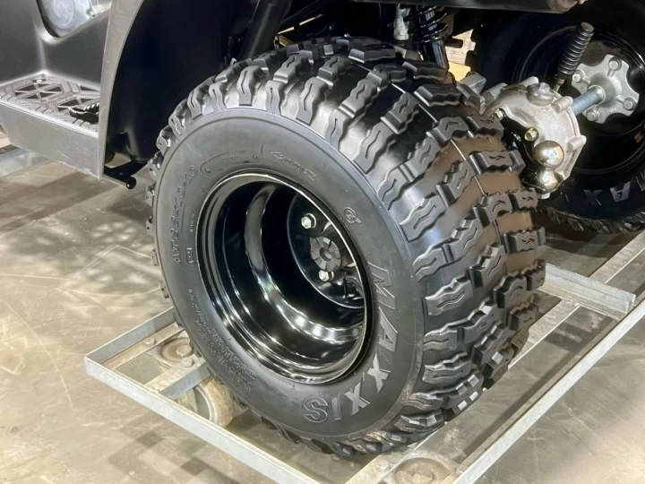 2022 KAWASAKI BRUTE FORCE 300 / KVF 300 / RWD / SEULEMENT 1467 KM + BINE ÉQUIPÉE 