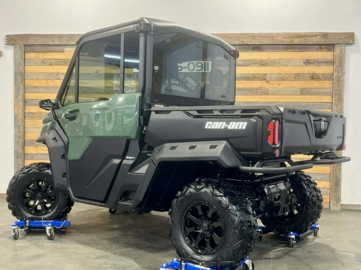 2024 BRP CAN-AM DEFENDER CAB HD-9 EFI + 4X4 + D.P.S + SEULEMENT 6972 KM + RARE & CONDITION A1 