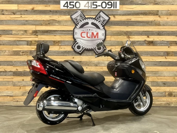2005 SUZUKI BURGMAN 400 EFI + SEULEMENT 30711 KM + BANC 2 PASSAGERS & DOSSIER + RARE & A1 