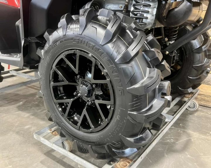 2024 BRP CAN-AM OUTLANDER X-MR 700 EFI + 4X4 + DPS + SEULEMENT 1618 KM + TREUIL X-BULL 4500 LBS 