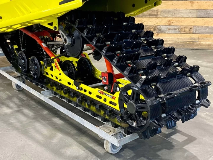 2021 BRP SKI-DOO RENEGADE X 900 ACE EFI TURBO ITC 137'' + REV GEN4 + RAS X + SEULEMENT 7937 KM + RARE & A1 