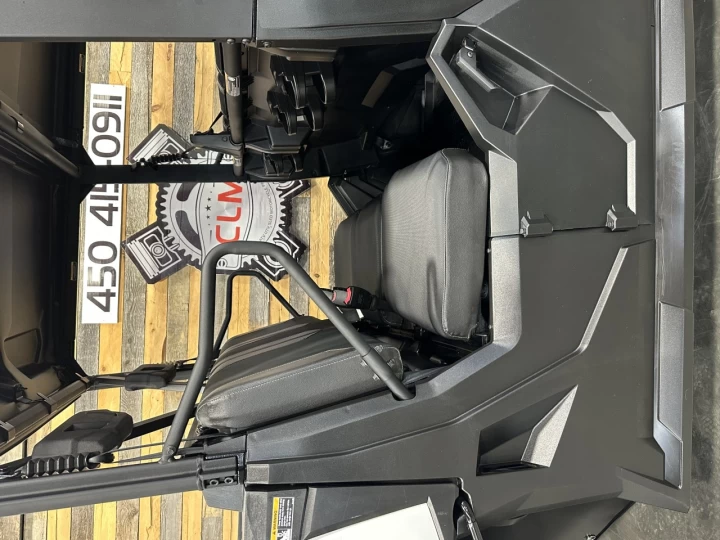 2023 ARCTIC CAT - TEXTRON OFF-ROAD PROWLER PRO CREW + 4WD + EPS + 6 PASSAGERS + TRES BAS KM 403 KM + RARE & A1 