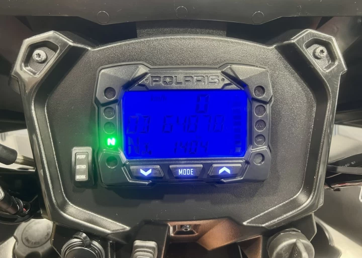 2018 POLARIS SPORTSMAN XP 1000 EFI + 4X4 + EPS + 2 PASSAGERS + 6487 KM + CONDITION A1 