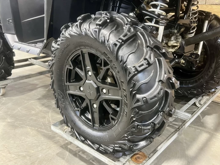 2021 POLARIS SPORTSMAN 850 H.O EFI EDITION PREMIUM + 4X4 + EPS + 6995 KM SEULEMENT + RARE & A1 