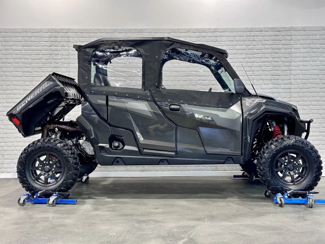 POLARIS GENERAL 4 CREW XP 1000 EDITION DELUXE + RIDE COMMAND RADIO - GPS + CABINE FERMÉ + 3286 KM SEULEMENT  2021