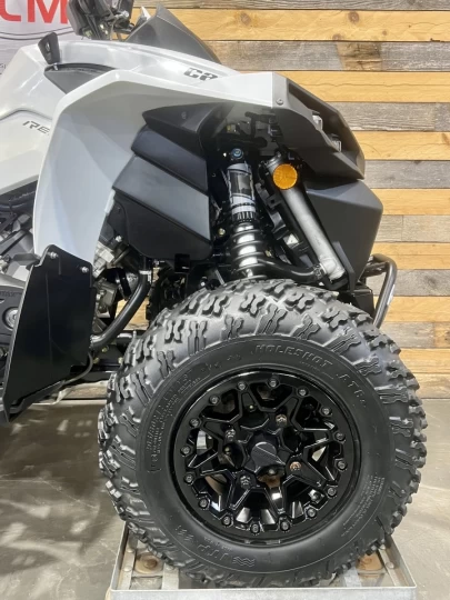 2024 BRP CAN-AM RENEGADE X-XC 1000R EFI + 4WD + DPS + FOX + SEULEMENT 1686 KM + RARE & A1 