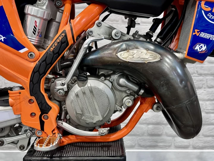 2022 KTM 125 SX + 2 TEMPS + KIT BIG BORE 150 cc + SEULEMENT 60 HR + LOOK UNIQUE + RARE & A1 