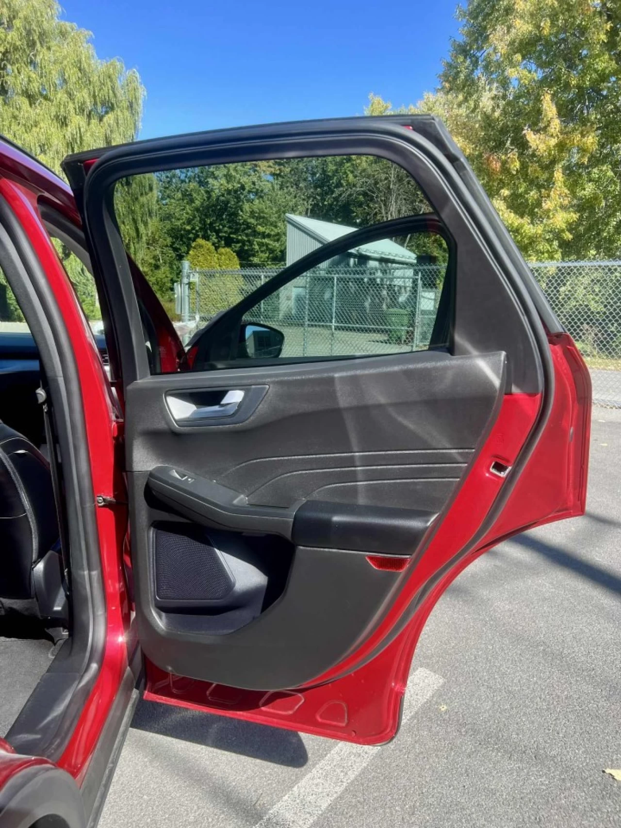 2024 FORD ESCAPE PLATINUM AWD + ECOSPORT 2.0L TURBO + GARANTIE FORD + CONDITION A1  Main Image