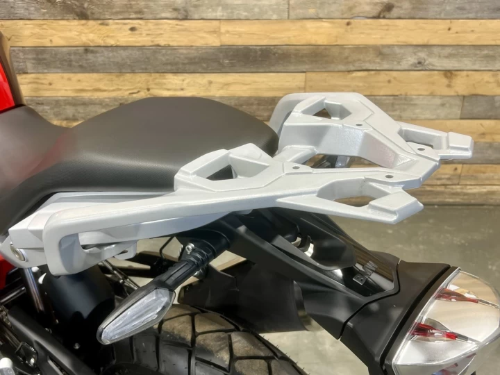 2024 BMW G310 GS EDITION RALLYE + ABS + SEULEMENT 888 KM + RARE & IMPECCABLE A1 