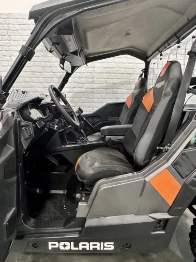 2018 POLARIS GENERAL 1000 EFI VERSION DELUXE + 4WD + E.P.S + AUDIO + FOX + MAGS + BIEN ÉQUIPÉE 