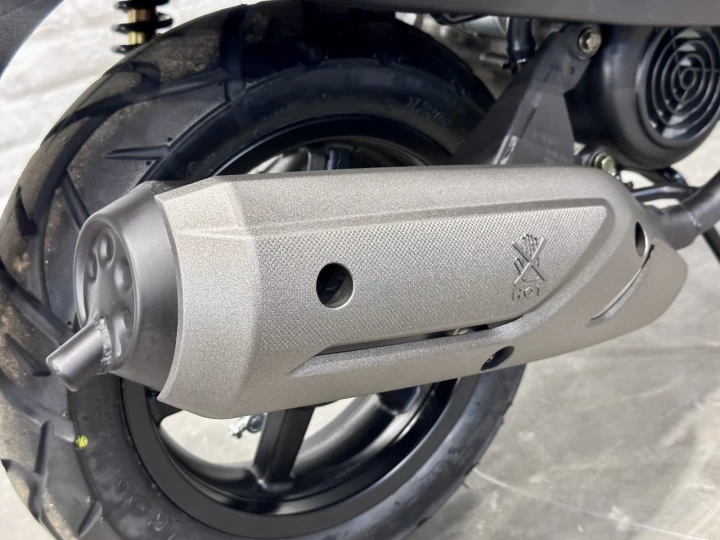 2026 ADLY SCOOTER BULLSEYE GTC 50 cc + 2 TEMPS + NEUF 0 KM + EN INVENTAIRE & LIVRAISION RAPIDE 