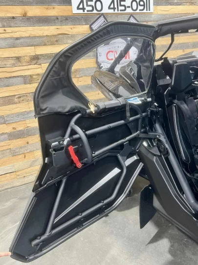 2024 BRP CAN-AM MAVERICK MAX X3 X-DS TURBO RR 200 HP + 4X4 + DPS + FOX + PLUSIEURS OPTIONS $$$ 