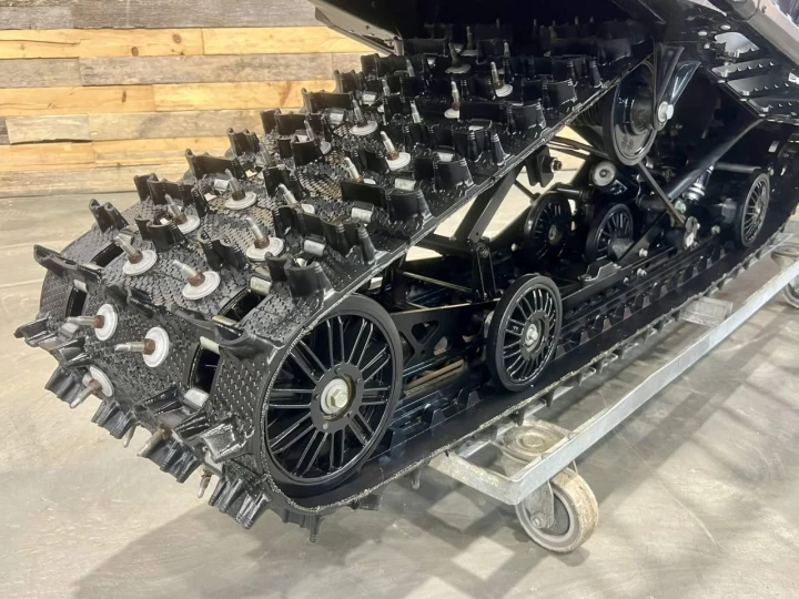 2021 POLARIS SWITCHBACK ASSAULT 850 AXYS 144'' + 4933 KM SEULEMENT + GPS + BANC PASSAGER 