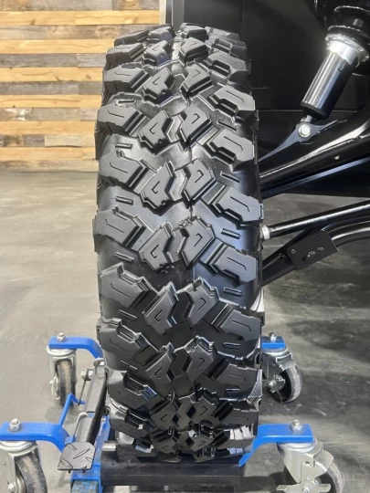 2025 BRP CAN-AM DEFENDER MAX CREW HD-10 LIMITED + 4WD + DPS + 650 KM SEULEMENT + 6 PASSAGERS + TOUTE ÉQUIPÉE+ RARE & A1 