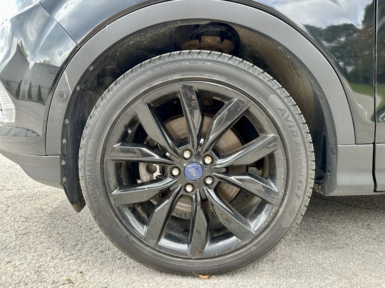 2017 FORD ESCAPE TITANIUM 4WD + 2.0L ECOBOOST + 172524 KM + TOUTE NOIR  Image principale