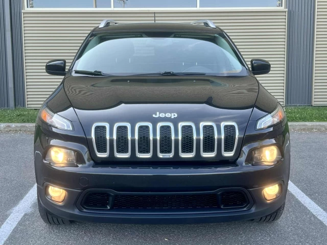 JEEP CHEROKEE EDITION NORTH + V6 + 4X4 + 5 PASSAGERS + 196750 KM + PAS DE ROUILLE A1  2014