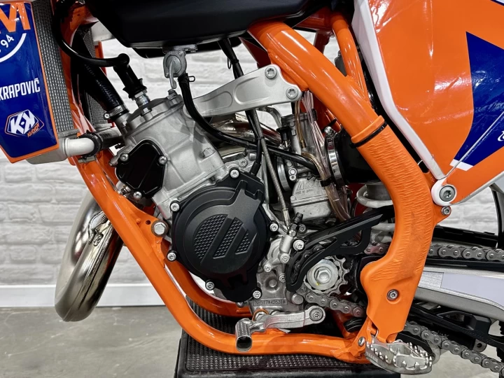 2022 KTM 150 SX - 2 TEMPS - MX MOTOCROSS + SEULEMENT 27 HR + RARE & IMPECCABLE A1 