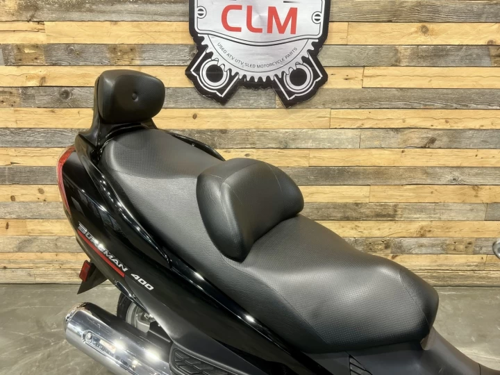 2005 SUZUKI BURGMAN 400 EFI + SEULEMENT 30711 KM + BANC 2 PASSAGERS & DOSSIER + RARE & A1 
