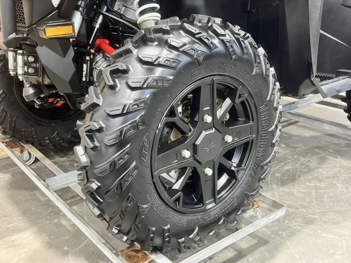 2018 POLARIS SPORTSMAN XP 1000 EFI + 4X4 + EPS + 2 PASSAGERS + 6487 KM + CONDITION A1 