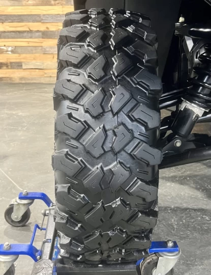 2025 BRP CAN-AM DEFENDER MAX CREW HD-10 LIMITED + 4X4 + DPS + HVAC + AUDIO + 5200 KM + GARANTIE + RARE & A1 