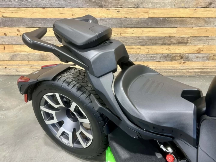 2019 BRP CAN-AM SPYDER / RYKER RALLY 900 ACE EFI + SEULEMENT 4995 KM + BEAUCOUP D'OPTIONS AJOUTER $$$ + CONDITION IMPECCABLE A1 