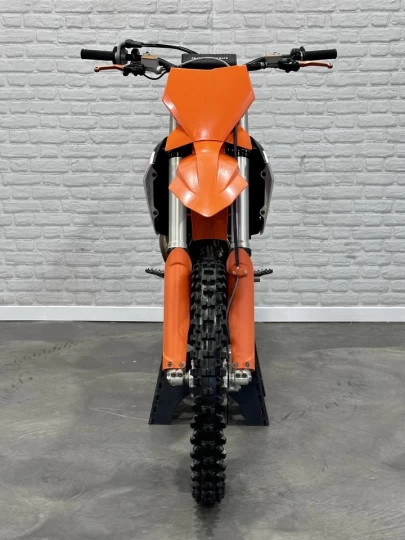 2023 KTM 350 SX-F EFI + 4 TEMPS + SEULEMENT 35 HR + MX - MOTOCROSS - ENDURO + RARE 