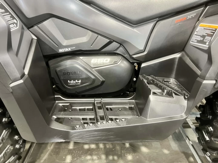 2021 BRP CAN-AM OUTLANDER MAX XT 650 EFI + 4X4 + DPS + VRAI VTT 2 PLACES LEGALE EN SENTIER + 6479 KM + RARE 