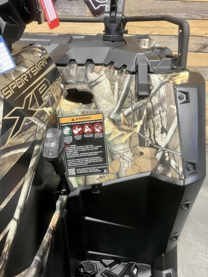 2024 POLARIS SPORTSMAN XP 1000 EFI EDITION HUNTER / CHASSEUR + CAMO + 4X4 + EPS + SEULEMENT 4 KM + TOUTE ÉQUIPÉE + RARE & A1 