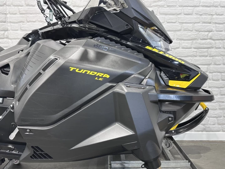 2026 BRP SKI-DOO TUNDRA L.E 600 ACE EFI LT-LONG TRACK 154'' + REV GEN4 + SEULEMENT 808 KM + RARE 