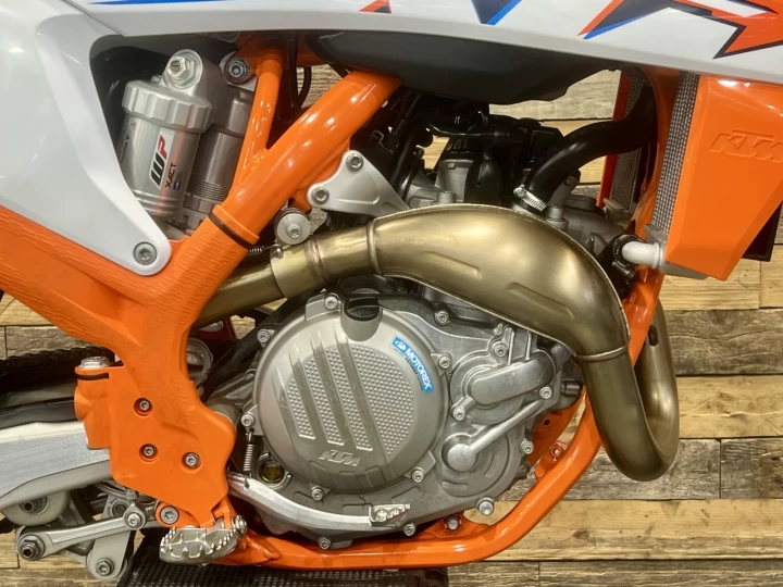 2022 KTM 450 SX-F EFI + SEULEMENT 23 HR + 4 TEMPS + RARE & CONDITION A1 