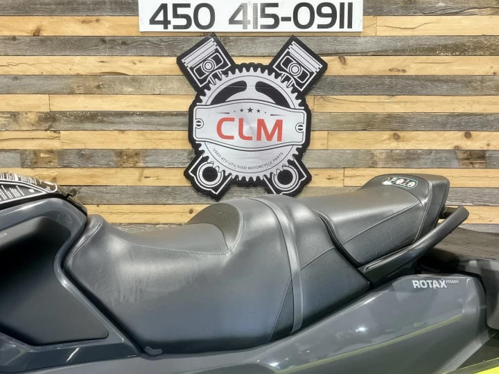 2023 BRP SEA-DOO EXPLORER PRO 170 H.P + IBR + VTS + IDF + AUDIO PREMIUM + GPS + FISH FINDER + PARE BRISE + 3 PASSAGERS 