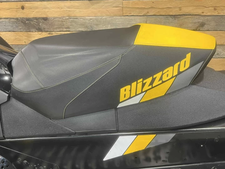 2016 BRP SKI-DOO MXZ BLIZZARD 1200 4-TEC I.T.C 129'' + REV XS + 25442 KM + CONDITION A1 
