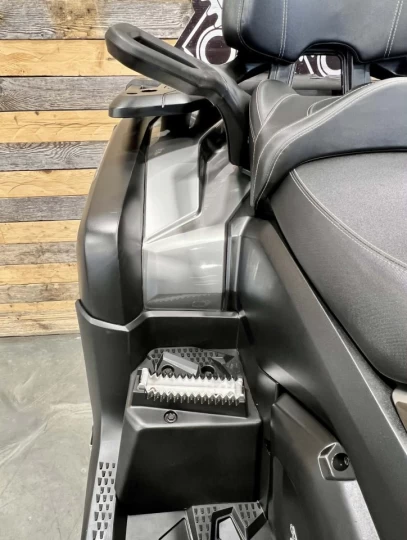 2022 CF MOTO C-FORCE 600 TOURING + 4X4 + EPS + SEULEMENT 616 KM + GARANTIE FEVRIER 2027 + CONDITION A1 