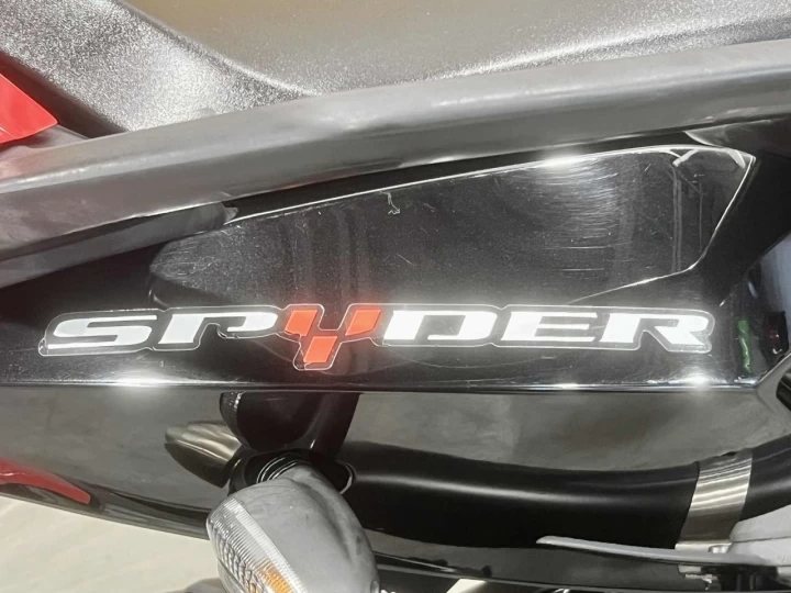 2009 BRP CAN-AM SPYDER ROADSTER SE-5 (SEMI-AUTOMATIQUE) + DOSSIER PASSAGER + 86105 KM 