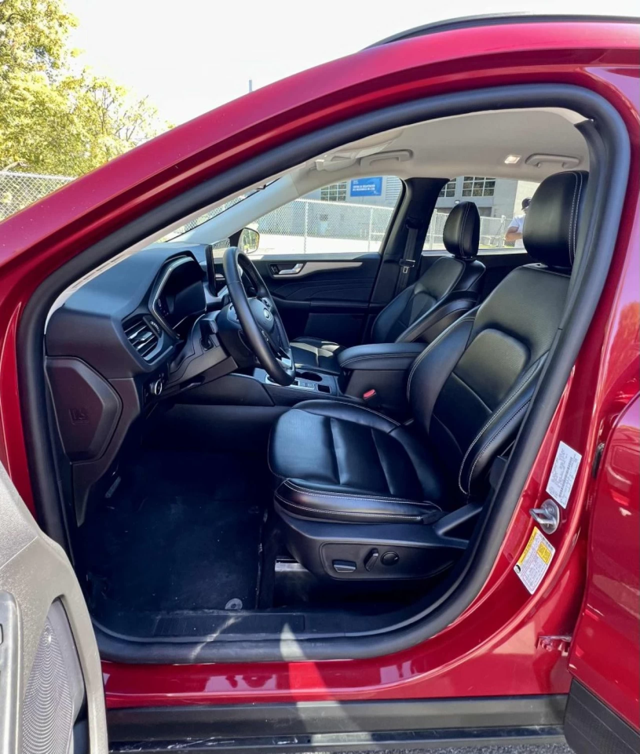 2024 FORD ESCAPE PLATINUM AWD + ECOSPORT 2.0L TURBO + GARANTIE FORD + CONDITION A1  Main Image